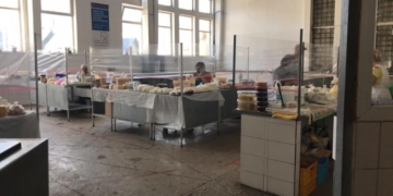 Ринок чи інтернет: як тернополяни призвичаїлися купувати продукти харчування у карантин