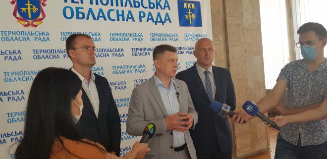 У Тернопільській облраді оголосили про створення депутатської групи «За майбутнє»