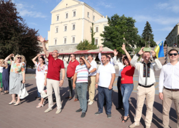 Найвище в Західній Україні: тернополяни вкотре здивували (Фото)