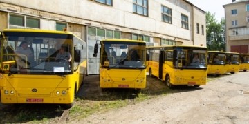 На Тернопільщині закупили спецтранспорт для дітей