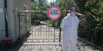 Тіло знайшли на огорожі: тернопільські правоохоронці визначили причину смерті жителя геріатричного пансіонату