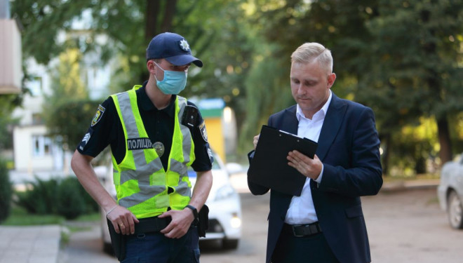Олексій Станько: “У Тернополі дороги ремонтують лише в тих дворах, де депутати дружні до мера та його бізнес-оточення” (Фото, відео)