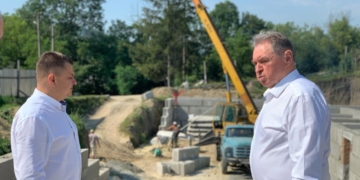 Віктор Овчарук: «Надати можливість нашим захисникам та членам їх сімей підлікуватись, пройти реабілітацію – наш найперший обов’язок»