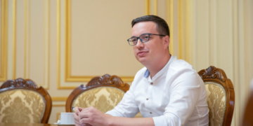 СБУ хочуть зробити, як Tesla, але чи поїде вона по українському бездоріжжю: інтерв’ю про реформу спецслужби