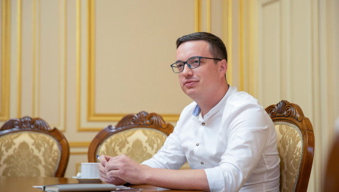 СБУ хочуть зробити, як Tesla, але чи поїде вона по українському бездоріжжю: інтерв’ю про реформу спецслужби