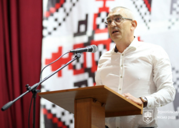 Лише один народний депутат прийшов підтримати тернополян