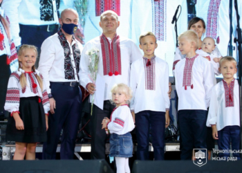 Мрії здійснюються: у Тернополі з місцевого бюджету придбали квартири