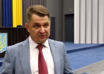 Фінансовий колапс: жителі Тернопільщини залишилися без зарплат, грошей на боротьбу з COVID-19 немає (Відео)