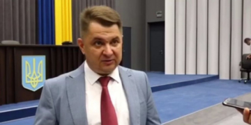 Фінансовий колапс: жителі Тернопільщини залишилися без зарплат, грошей на боротьбу з COVID-19 немає (Відео)