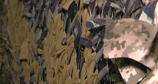 Тернопільські студенти передали військовим чергову партію маскувальних сіток