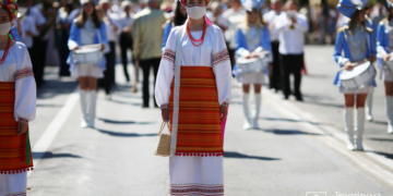 У Тернополі відбувся парад випускників 2020 року