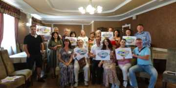 Усиновителів, прийомних сімей, патронатних вихователів на Тернопільщині стане більше: розпочато навчання нової групи кандидатів