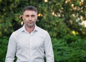 «Міський голова Тернополя хоче зламати конституційний лад України», – заявив Олександр Кравчук, голова тернопільської ОПЗЖ