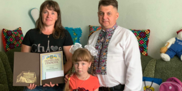 Віктор Овчарук: «Ми маємо вшановувати пам’ять загиблих на російсько-українській війні героїв  та допомагати їхнім родинам»