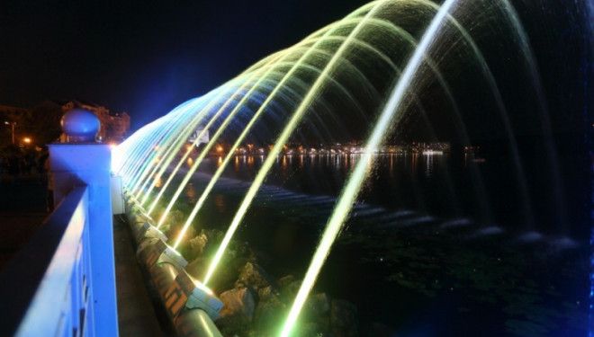 Планове очищення: у Тернополі перевіряють найдовший фонтан