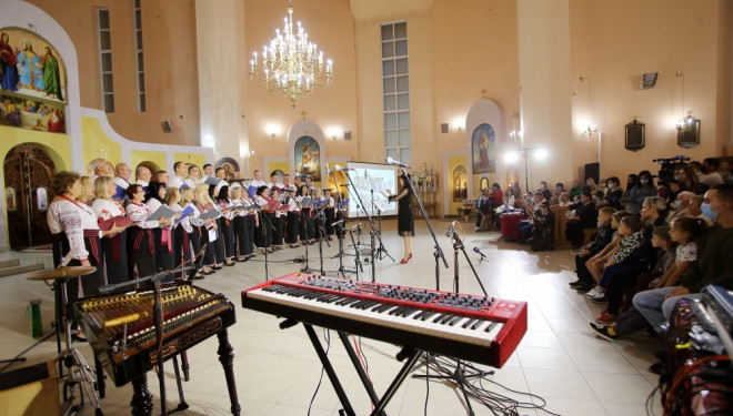 Чверть століття надихає своїм співом аматорський колектив тернополян