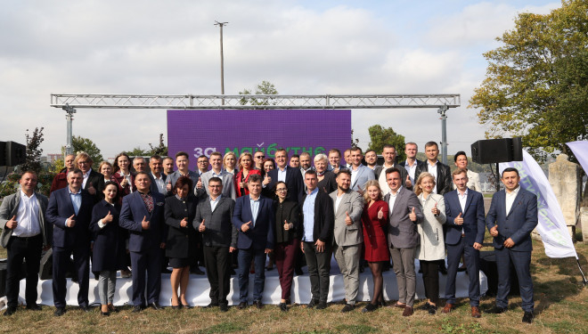 Партія «За майбутнє» представила кандидатів у депутати і голови місцевих рад Тернопільщини