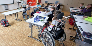 Право на освіту: у Тернополі збільшили можливості для дітей із особливими освітніми потребами