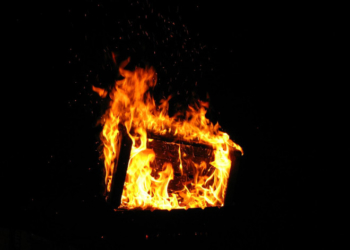 Жінка врятувала 3-х дітей з вогню та стала героїнею: історія порятунку із Тернопільщи