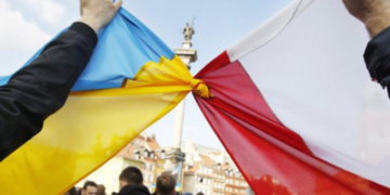 Глави МЗС України та Польщі спільно закликали не політизувати трагічні події минулого