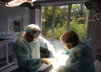 У Тернополі хірурги видалили пухлину новим методом