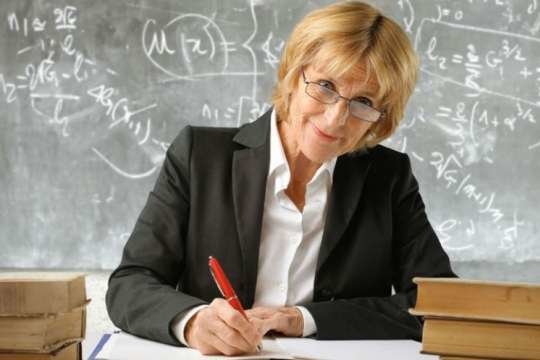 Освіта і вчитель: скільки педагогів Тернопілля шукає роботу?