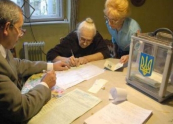 Сергій Надал: Щоб проголосувати вдома треба до 23 жовтня подати у виборчу дільницю власноручно написану заяву та медичну довідку