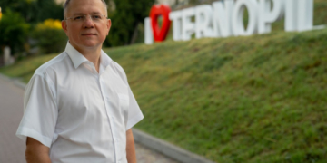 У Тернополі мають з’являтися нові садочки та школи, а не ресторани і готелі у парках, – Сергій Лупійчук