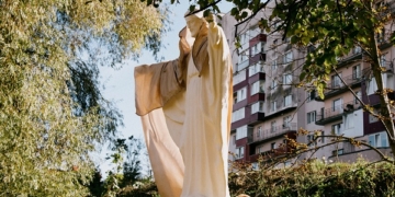 У Тернопільському “Біблійному саді” з’явилася нова скульптура