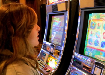Лучшие игровые автоматы 2020: характеристики и список дающих слотов