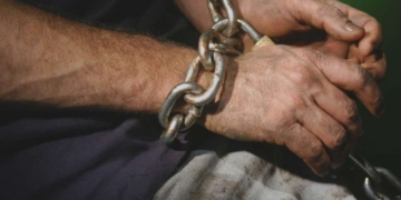 На Тернопільщині судитимуть правоохоронця, який побив підозрюваного