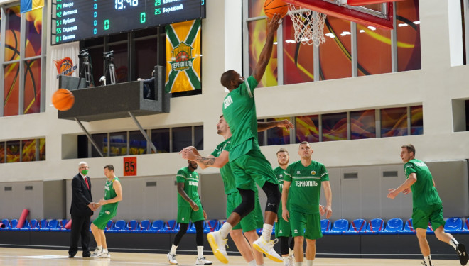 Коронавірус не дозволив тернопільським баскетболістам зіграти черговий матч