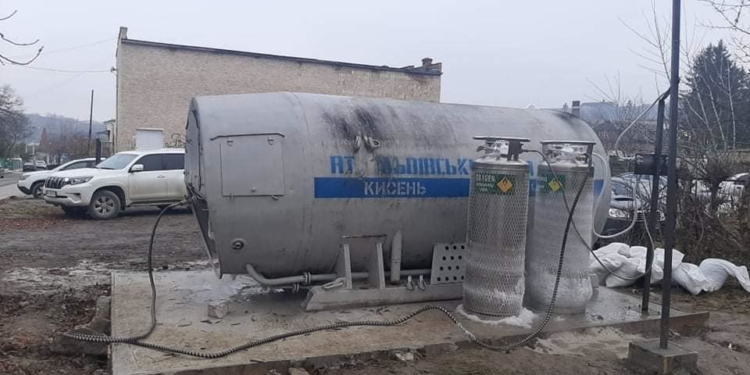 Подолати коронавірус: на Тернопільщині облаштовують додаткові кисневі точки
