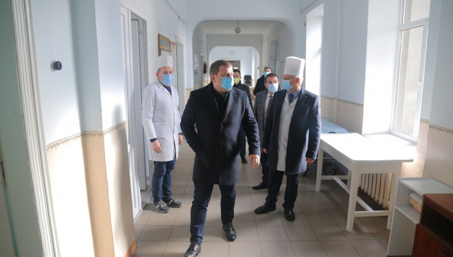 Боротьба з коронавірусом триває: на Тернопільщині інспектували районну лікарню