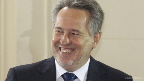 Знищення місцевого самоврядування: олігархи користуються урядовою газовою монополією