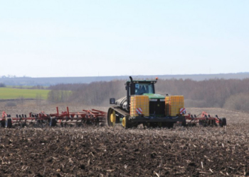 На Тернопільщині аграрії активно готуються до зими