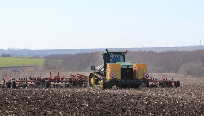 На Тернопільщині аграрії активно готуються до зими