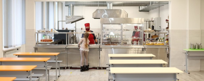 Тернопільська школа отримала нове кухонне обладнання