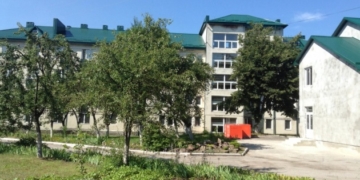 На Тернопільщині у п’ять “геріатичних установах” є активні спалахи коронавірусу