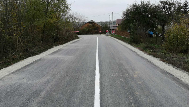 Переуклали шар асфальту: як на Тернопільщині боряться із неякісним ремонтом доріг?