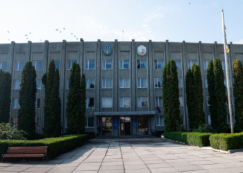 Одіозний Петро Шеремета націлився на крісло голови Чортківської районної ради?