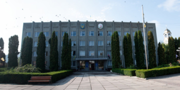 Одіозний Петро Шеремета націлився на крісло голови Чортківської районної ради?