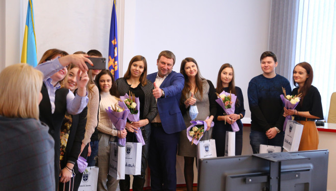 «З вами майбутнє держави буде у гідних руках»: Володимир Труш зустрівся з кращими студентами вишів Тернополя