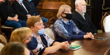 На Тернопільщині нагородили кращих митців