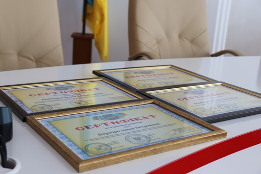 На Тернопільщині вручили сертифікати на житло сім’ям загиблих воїнів в АТО/ООС