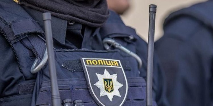 Правоохоронці Тернопільщини нагадують про дотримання норм карантину та штрафи, передбачені за їх недотримання