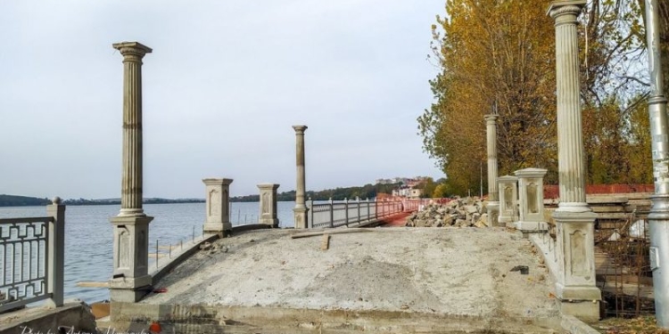 Новий місток біля озера незабаром буде доступний для тернополян