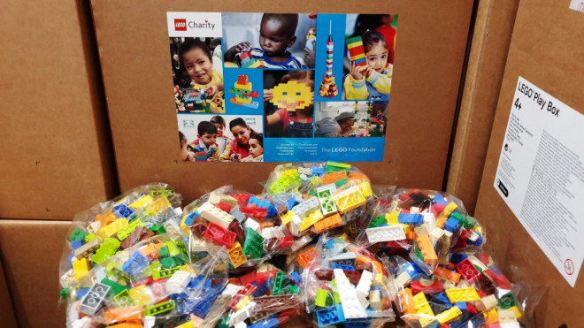 Усі першачки Тернопільщини отримали новорічні подарунки