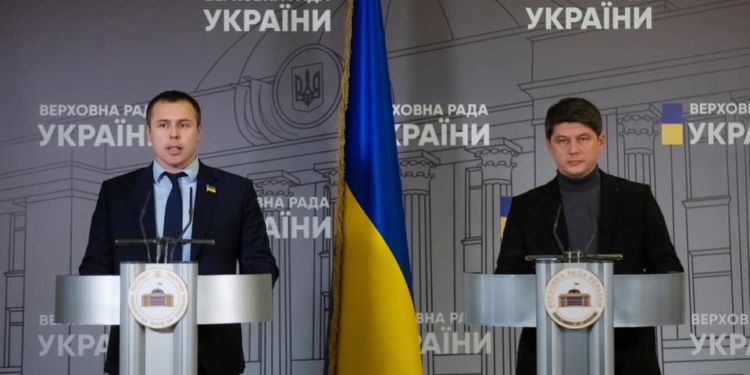 Народний депутат з Тернополя обурений незаконною екстрадицією побратима до Молдови (Відео)