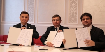 Михайло Головко підписав Угоду про співробітництво з Фондом розвитку підприємництва та облдержадміністрацією